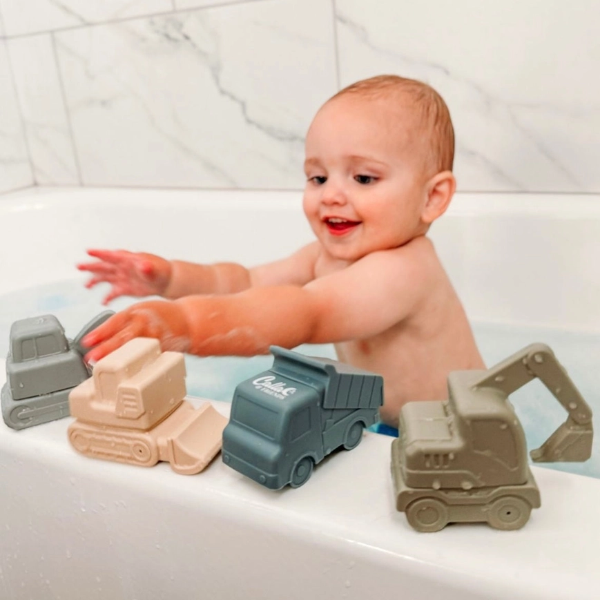 Calla & Friends: Grant's Truck (Bagged) Water Toys