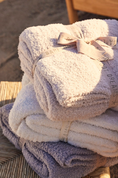 Barefoot Dreams: CozyChic Throw in Oyster