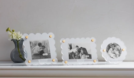 Mini Acrylic Scalloped Frame