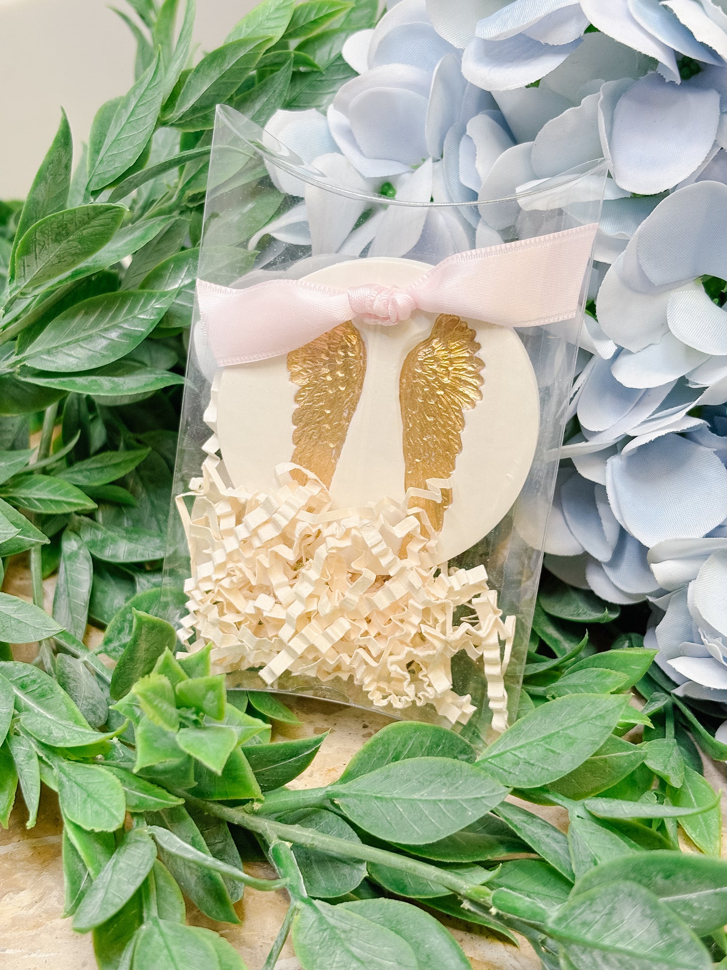 Round Angel Wings Ornament (Pink Ribbon)