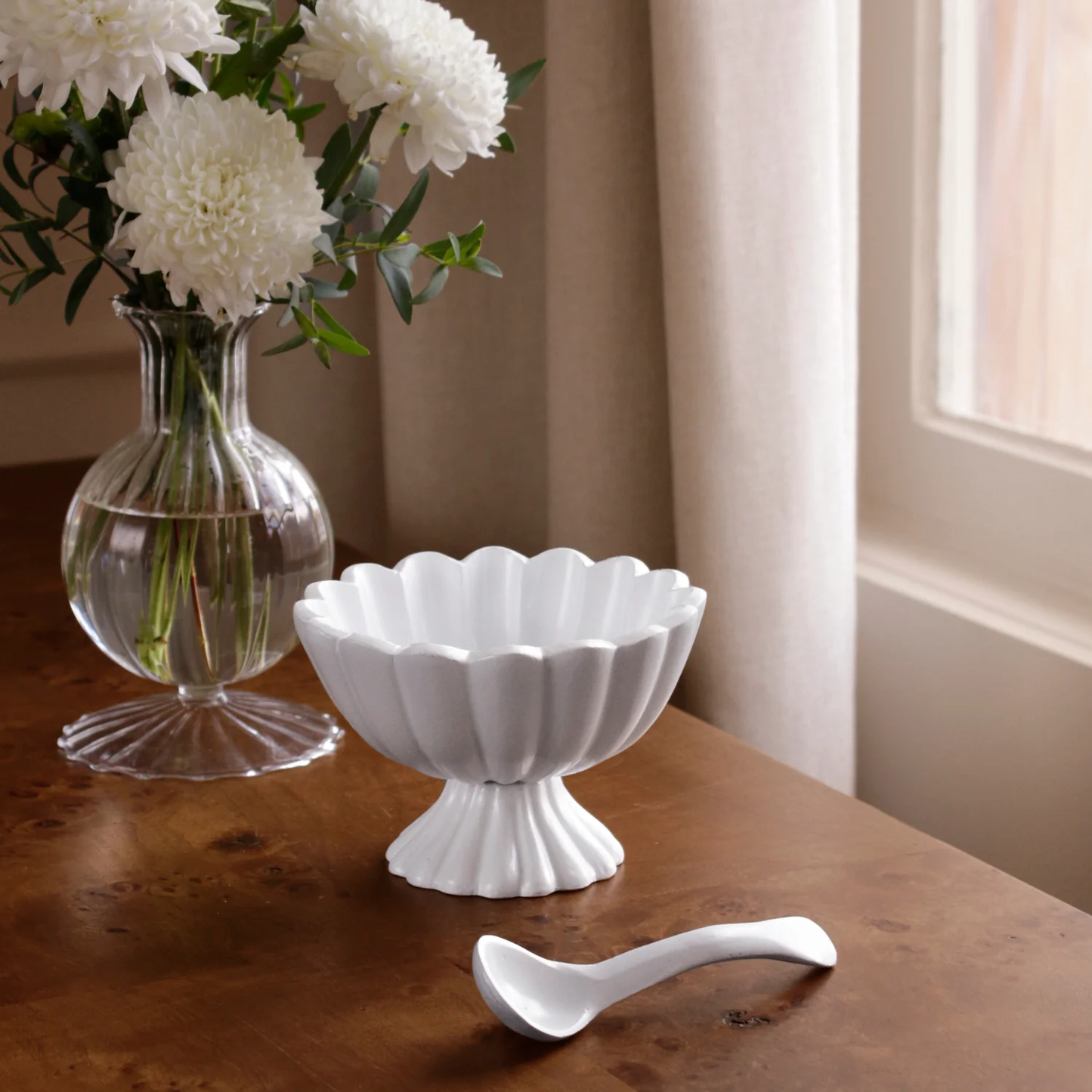BB VIDA Vienna Mini Pedestal w/ Spoon