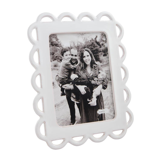 White Ceramic Scallop Frame 5x7