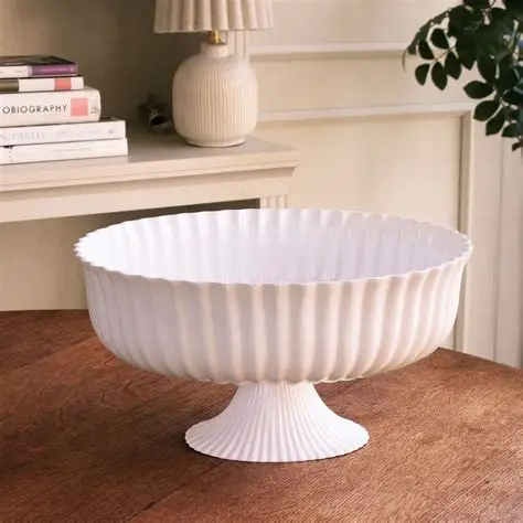 Beatriz Ball: VIDA Vienna Large Centerpiece (White)