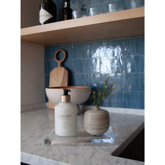 L'AVANT Medium Lucite Tray