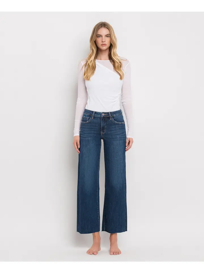 Finders Keepers (Tummy Control mid Rise)Jean